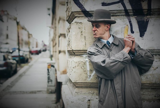 Clownerie der dunklen Seite - mit Herrn Schroedinger geht es an den Rand der Gesellschaft (Foto: Studio 44 e.V.)