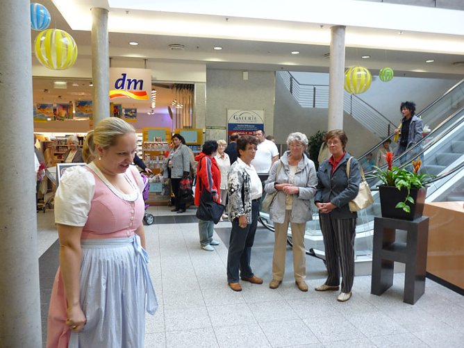 Vorstellung der Hauptdarsteller (Foto: Karl-Heinz Herrmann) Vorstellung der Hauptdarsteller (Foto: Karl-Heinz Herrmann)