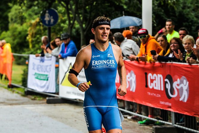 Florian Seifert z&auml;hlt zu den st&auml;rksten Schwimmern und Radfahrern im Elitefeld (Foto: Christoph Keil)