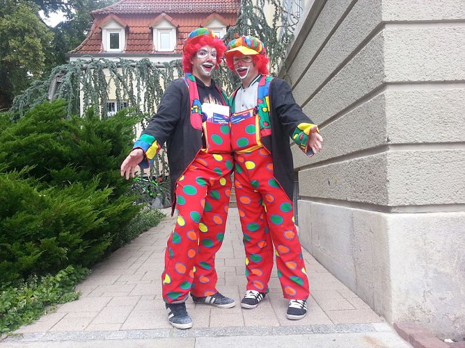 Straßenfest (Foto: pro vita) Straßenfest (Foto: pro vita)