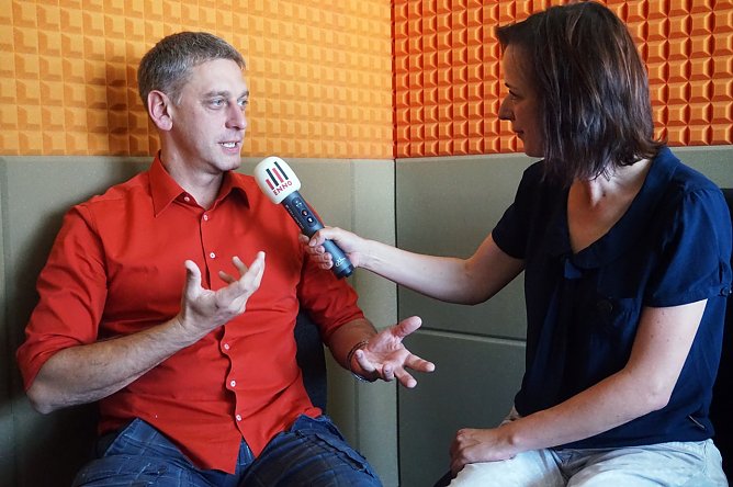 Stephan Klante im Gespr&auml;ch mit Radio Enno (Foto: Radio Enno)