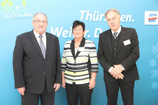 v.l.: Egon Primas, B&auml;rbel Ohlhoff, Christian B&uuml;chting (Foto: Anja Sturm)