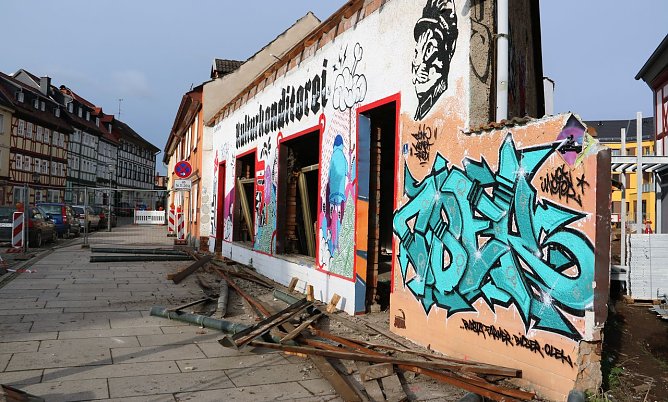 Abriss hat begonnen (Foto: SWG)