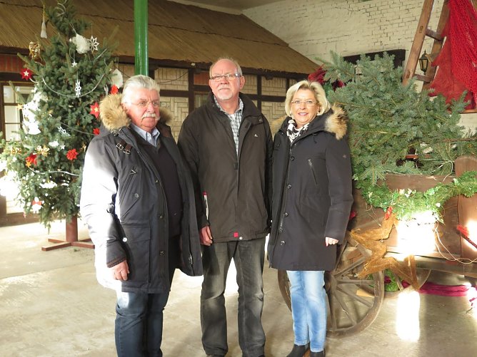 Michael Seidel und Frau Sabine Seidel und Hans-Günter Neblung (Foto: Nordhäuser Unternehmerverband) Michael Seidel und Frau Sabine Seidel und Hans-Günter Neblung (Foto: Nordhäuser Unternehmerverband)
