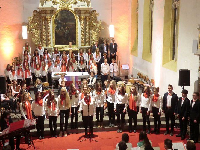 Weihnachtskonzert des Friedrich-Schiller-Gymnasiums Bleicherode (Foto: Kornelia Hornung)