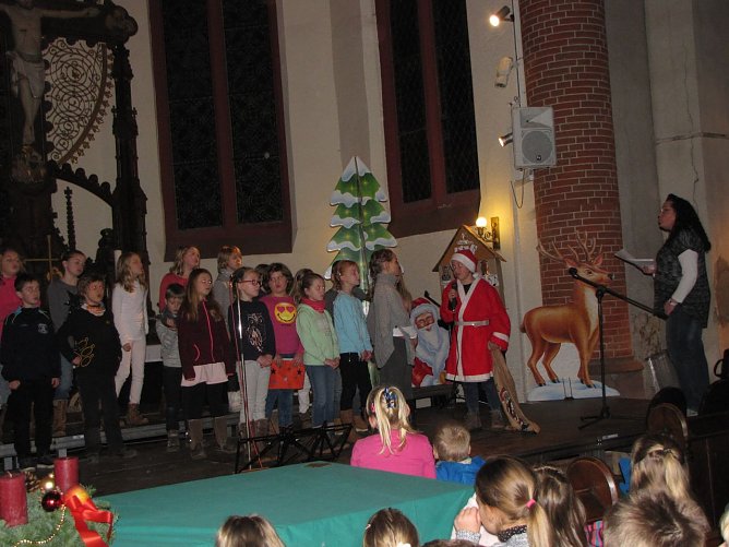 Weihnachtskonzert der Grundschule Ilfeld (Foto: Grundschule Ilfeld) Weihnachtskonzert der Grundschule Ilfeld (Foto: Grundschule Ilfeld)