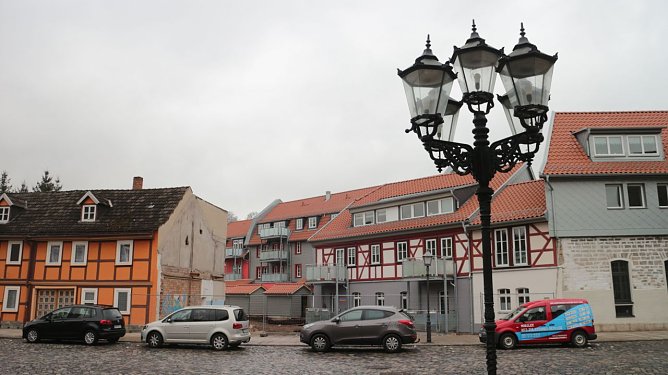 Parken in der Altstadt - es wird "knirsch" (Foto: Angelo Glashagel)