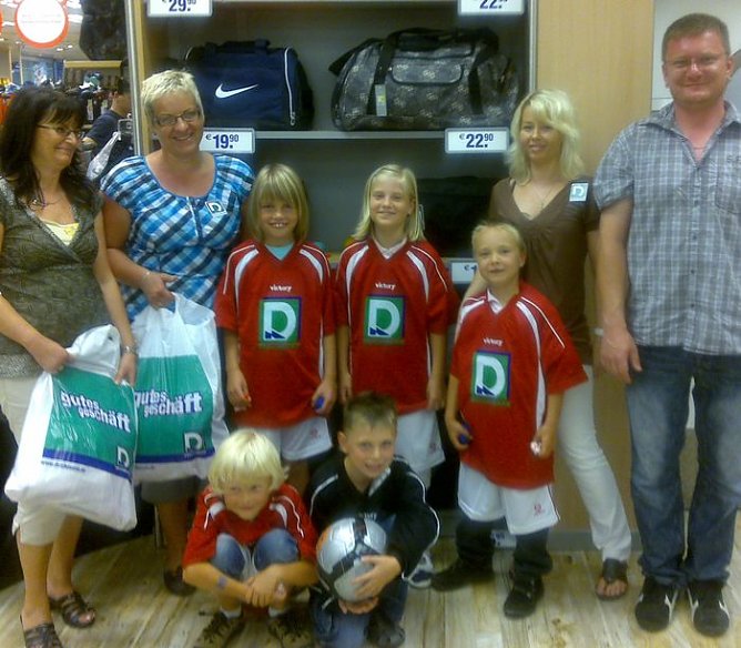 Neue Trikots (Foto: Flohr)