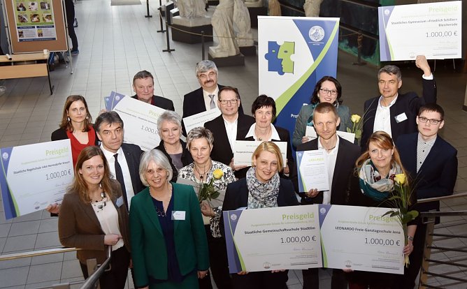 &Uuml;ber den Titel "Ausgezeichnete Schule f&uuml;r Lehrerausbildung 2017" kann sich das Staatliche Gymnasium "Friedrich Schiller" in Bleicherode freuen (Foto: Friedrich Schiller Gymnasium Bleicherode)