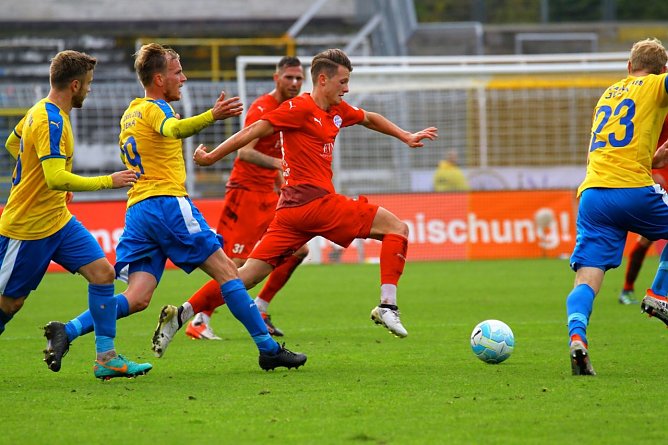 Der Gr&uuml;ndonnerstagskracher gegen Jena (Foto: Bernd Peter)