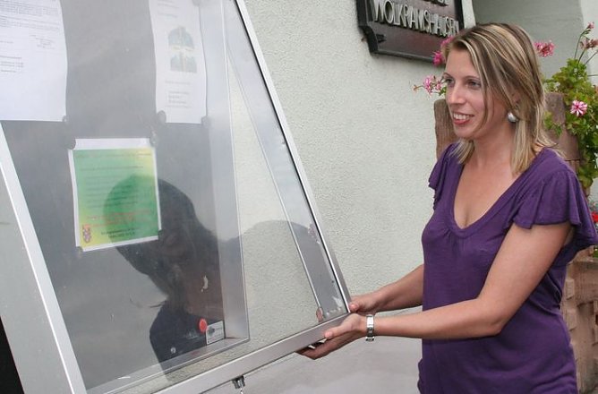 Angebracht (Foto: Piper/pln) Angebracht (Foto: Piper/pln)