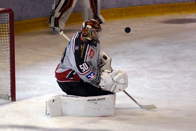 Hessel unterschrieb f&uuml;r zwei weitere Spielzeiten (Foto: Steffen Heister)