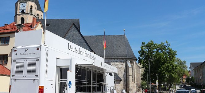 Bundestagsmobil zu Gast in Nordhausen (Foto: Angelo Glashagel) Bundestagsmobil zu Gast in Nordhausen (Foto: Angelo Glashagel)