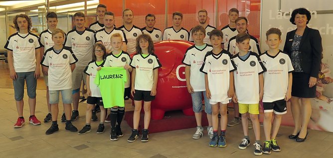 Diese Team fahren zum Bundesfinale der Sparkassen Fairplay Soccer Tour nach Prora auf R&uuml;gen (Foto: nnz)