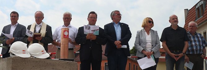 Grundsteinlegung f&uuml;r die Erweiterung des Altenpflegeheims St. Josef in Nordhausen (Foto: Angelo Glashagel)
