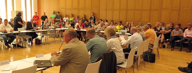 Blick in den Ratssaal (Foto: nnz)