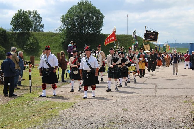 Große Parade auf dem Dickkopf (Foto: Karl-Heinz Herrmann) Große Parade auf dem Dickkopf (Foto: Karl-Heinz Herrmann)
