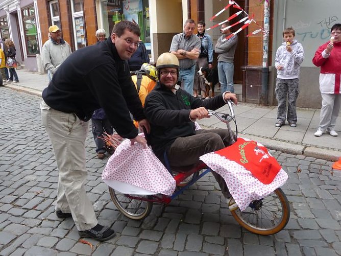 Hei&szlig;er Besen (Foto: nnz)