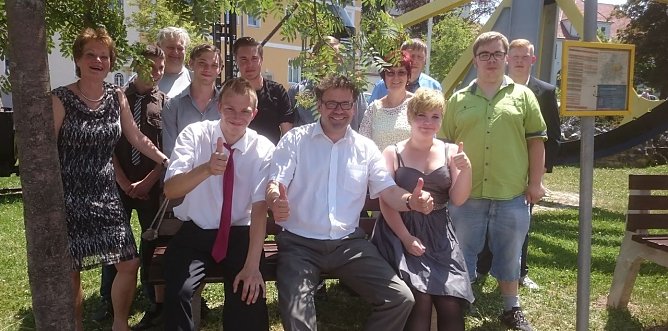 Zwei neue B&auml;nke f&uuml;r Bleicherode (Foto: privat)