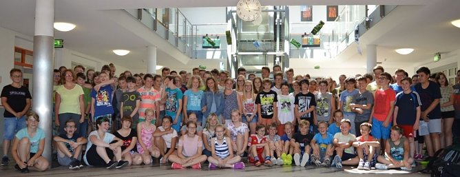 Wir tauschen Schulbank gegen Arbeitsplatz! (Foto: privat)