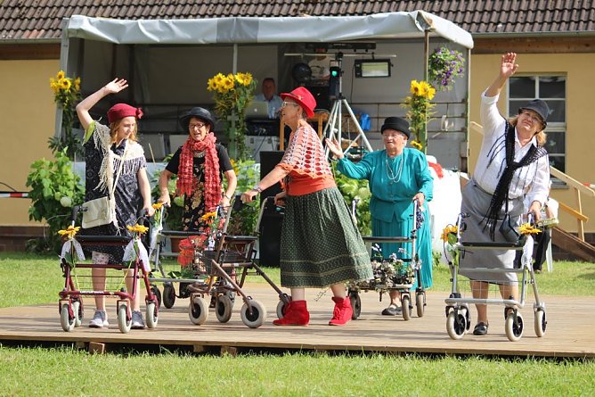 Park- und Seerosenfest in Werna (Foto: Manfred Selle)