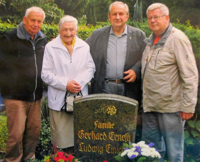 Von lniks: Reinhard G&uuml;ndel, Ingeborg Ernesti, Dr. Ludwig Einicke, Rainer Bachmann (Foto: Erika Fichtner)