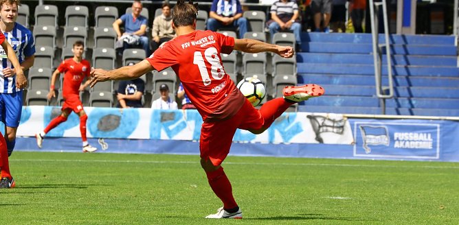 Noch kein Tor in Berlin - auch Pichinot hatte M&ouml;glichkeiten (Foto: Bernd Peter)