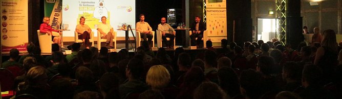 Erste Wahl für Erstwähler im Jugendclubhaus Nordhausen (Foto: Angelo Glashagel) Erste Wahl für Erstwähler im Jugendclubhaus Nordhausen (Foto: Angelo Glashagel)