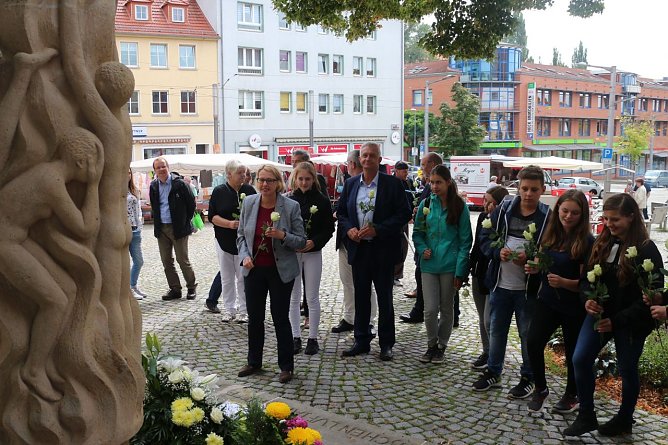 Weltfriedenstag in Nordhausen (Foto: Angelo Glashagel) Weltfriedenstag in Nordhausen (Foto: Angelo Glashagel)