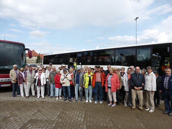 Die Herzsportgruppe unterwegs im Harz (Foto: Wilfried Ro&szlig;mell)