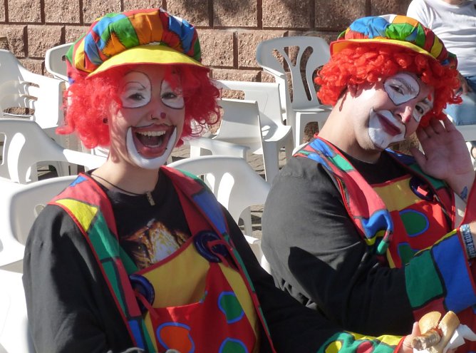 Am morgigen Mittwoch feiern die Sch&uuml;lerinnen und Sch&uuml;ler der pro vita Akademie zum 18. Male ihr traditionelles Stra&szlig;enfest.  (Foto: pro vita Akademie)