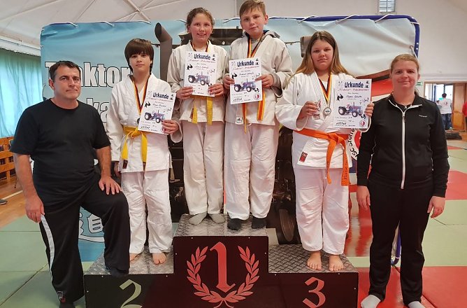 Erfolgreich beim Traktor-Pokal (Foto: privat)