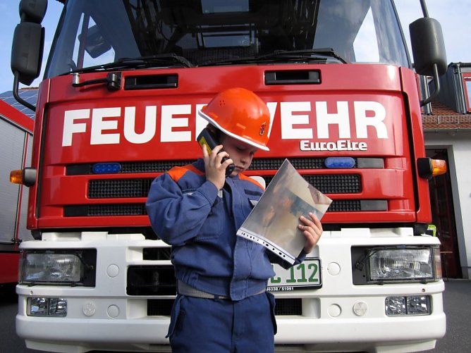 am Wochenende stellten sich Mitglieder verschiedener Jugendfeuerwehren der Pr&uuml;fung des  Leistungsabzeichens der Th&uuml;ringer Jugendfeuerwehr f&uuml;r die Altersklasse 6-9 Jahre in Silber (Foto: Pressestelle Landratsamt Nordhausen)