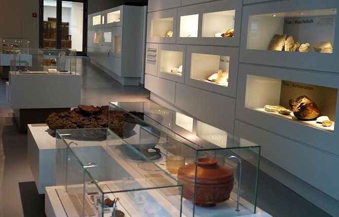 Schubladengeschichten in der Flohburg (Foto: Ilona Bergmann, Pressestelle Stadt Nordhausen) Schubladengeschichten in der Flohburg (Foto: Ilona Bergmann, Pressestelle Stadt Nordhausen)