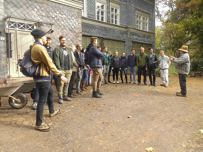 Spuren hinterlie&szlig;en die Studierenden der Nordh&auml;user Hochschule auch in diesem Jahr wieder im Park Hohenrode (Foto: F&ouml;rderverein Park Hohenrode)