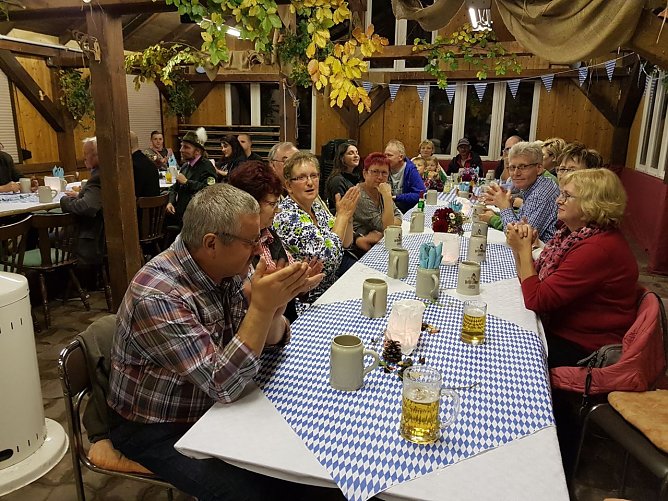 Oktoberfest bei Osterodes Schützen (Foto: Angelika Engler) Oktoberfest bei Osterodes Schützen (Foto: Angelika Engler)