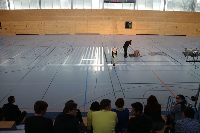Im Land der Gottlosen - von und mit Jürgen Larys und Susanne Hocke (Foto: Angelo Glashagel) Im Land der Gottlosen - von und mit Jürgen Larys und Susanne Hocke (Foto: Angelo Glashagel)