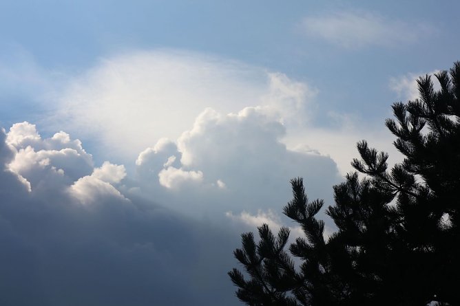 Wetterbild (Foto: Angelo Glashagel) Wetterbild (Foto: Angelo Glashagel)