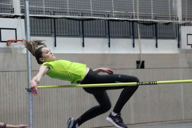 Kreismeisterschaft im Hochsprung (Foto: Uwe Tittel) Kreismeisterschaft im Hochsprung (Foto: Uwe Tittel)
