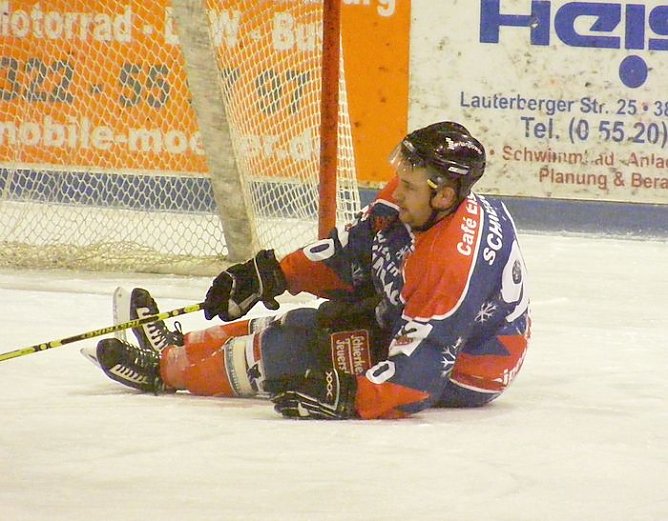 Schrotti am Boden (Foto: R. Koch) Schrotti am Boden (Foto: R. Koch)