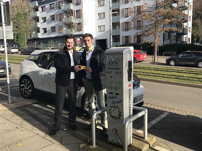 Die Energieversorgung Nordhausen und die E-Mobilit&auml;tsexperten von mobeno arbeiten jetzt zusammen (Foto: Sebastian Kupfer)