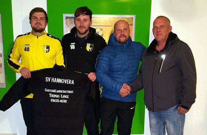 &Uuml;bergeben (Foto: privat)