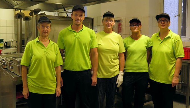Renate Klukas, Maik Ernst, Liane Beate, Stefanie Schm&uuml;cking und Birgit Breitbarth (Foto: Lift gGmbH)