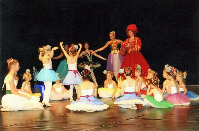 Die Schöne und das Biest,.. (Foto: Günter Herting) Die Schöne und das Biest,.. (Foto: Günter Herting)