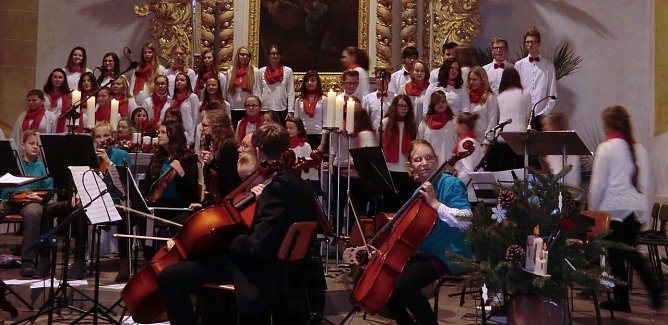 Weihnachtskonzert des Schillergymnasiums (Foto: Archiv)