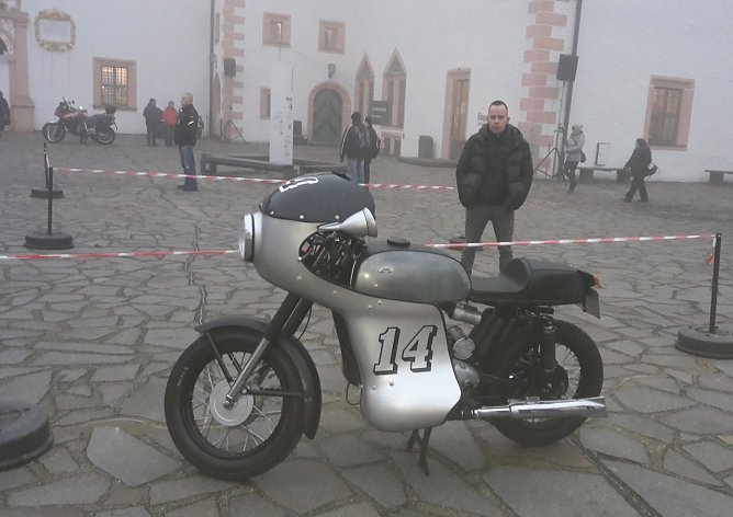 Motorradfahrertreffen in Heringen (Foto: Hubert W. Rein)