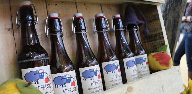 Lecker Saft aus dem S&uuml;dharz: auf der Gr&uuml;nen Woche in Berlin pr&auml;sentierte sich auch die Hofmosterei Ibe (Foto: Angelo Glashagel)