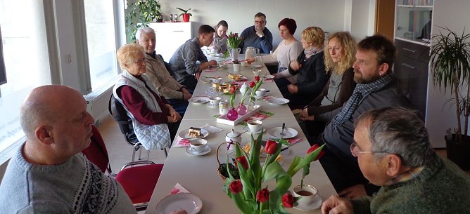 Kaffeerunde bei der SPD (Foto: Hans-Georg Backhaus)