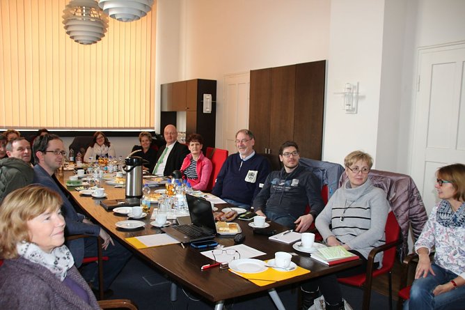 Beratungen zum Karstwanderweg in der Stadtinformation Nordhausen (Foto: Ilona Bergmann, Pressestelle Stadt Nordhausen)