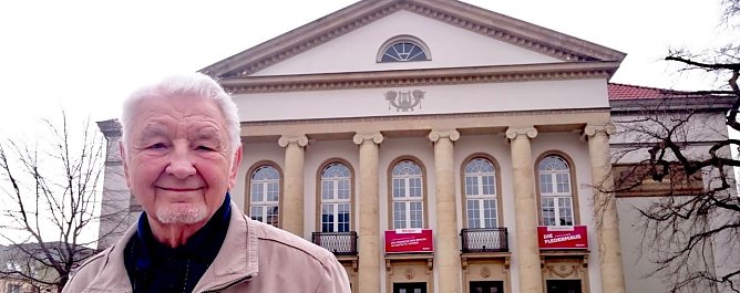 Manfred Baumann hat die Muse noch einmal geküsst (Foto: Angelo Glashagel) Manfred Baumann hat die Muse noch einmal geküsst (Foto: Angelo Glashagel)